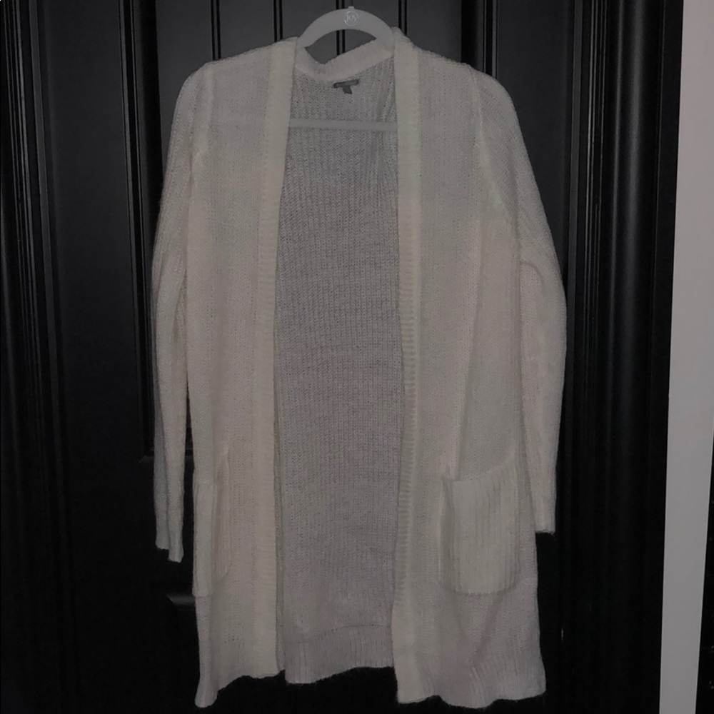 White knitted cardigan